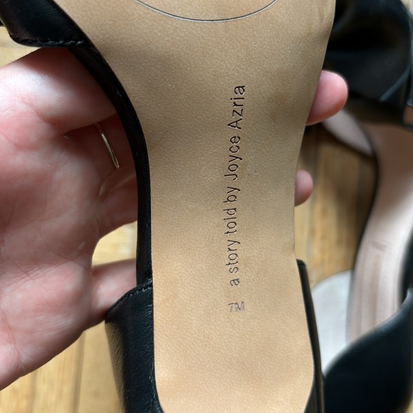 Avec les Filles Jada Peep Toe Pump with Bow in Black - Picture 7 of 7